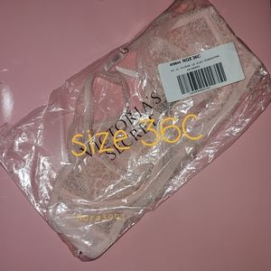 Victoria Secret Unlined Plunge Bra size 36C NWT